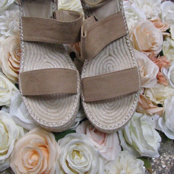 NWT INC wedge espadrilles 8 - Picture 4 of 9